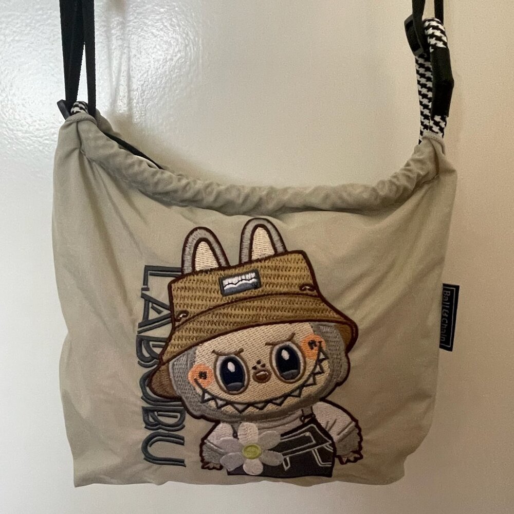 Labubu Shoulder Bag (small)
